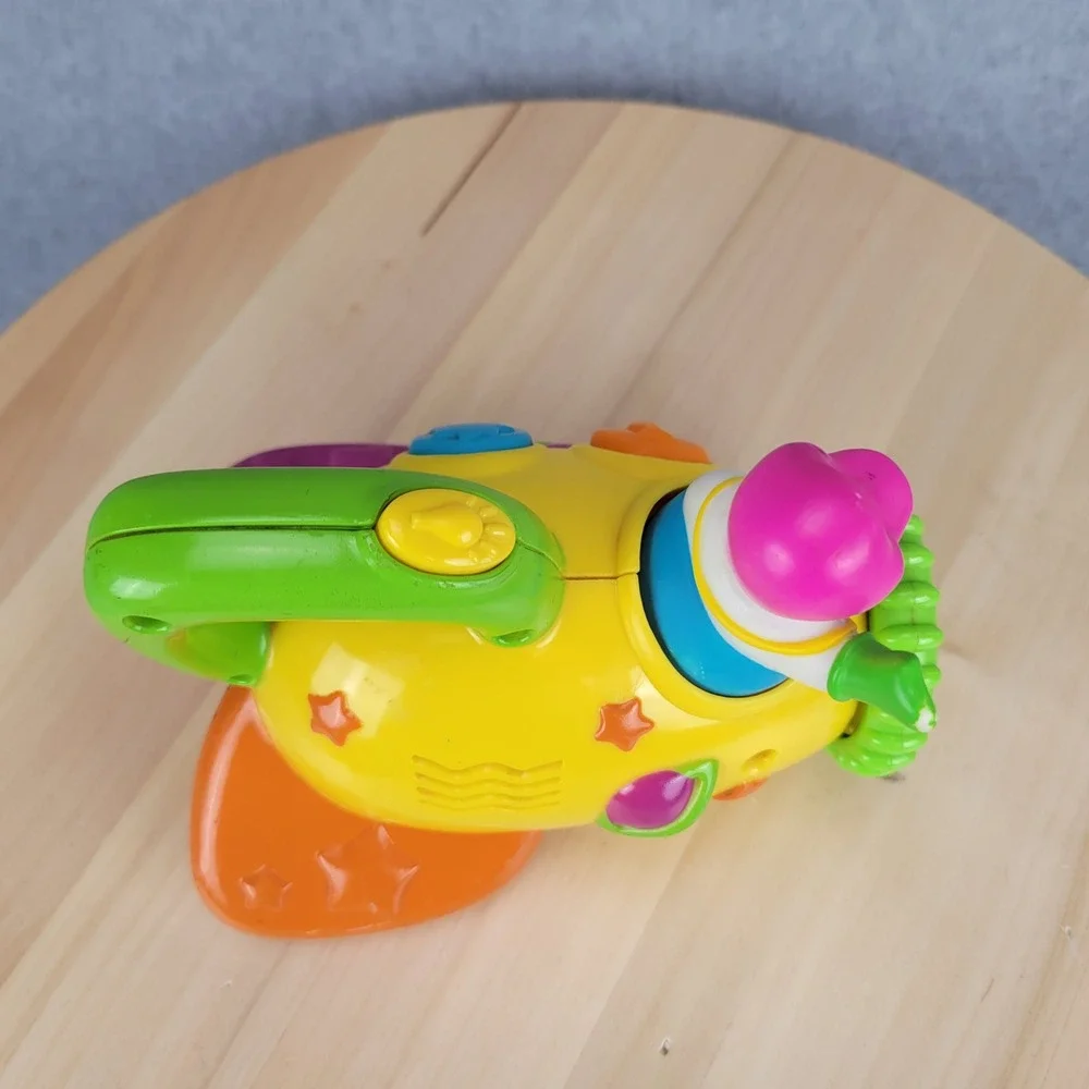Mattel Barney Musical Flashlight Toy Toddler Yellow 2001 Space Ship Sound